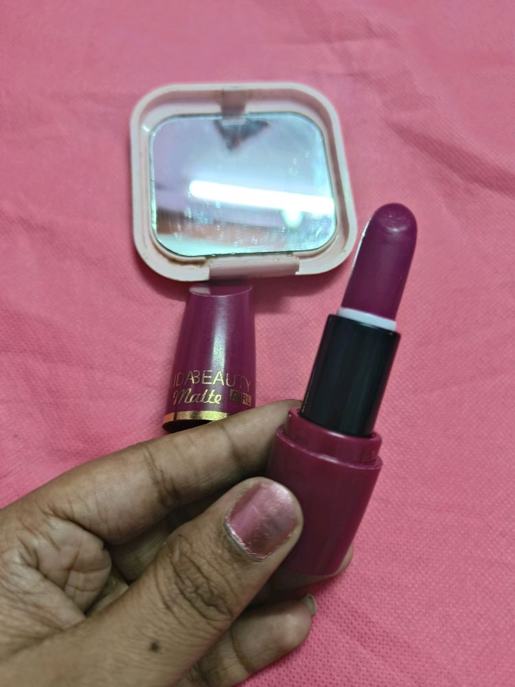 Huda beauty Lipstick With Pocket Mirror