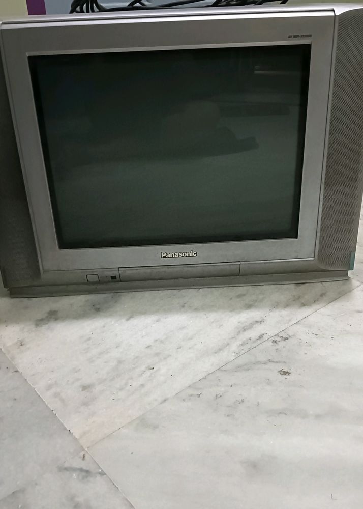Box Panasonic Tv Its 3 Years Old