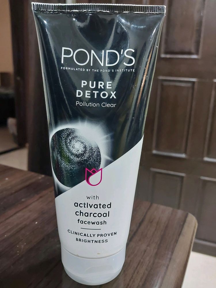 Ponds Charcoal Face Wash