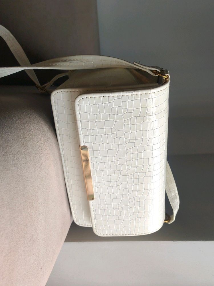 Elegant White handbag For Women