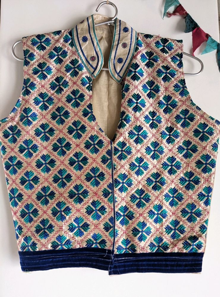 Embroidered Phulkari Jacket