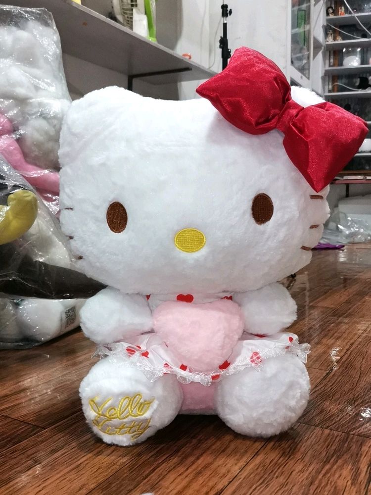 Hello Kitty Heart 45cm