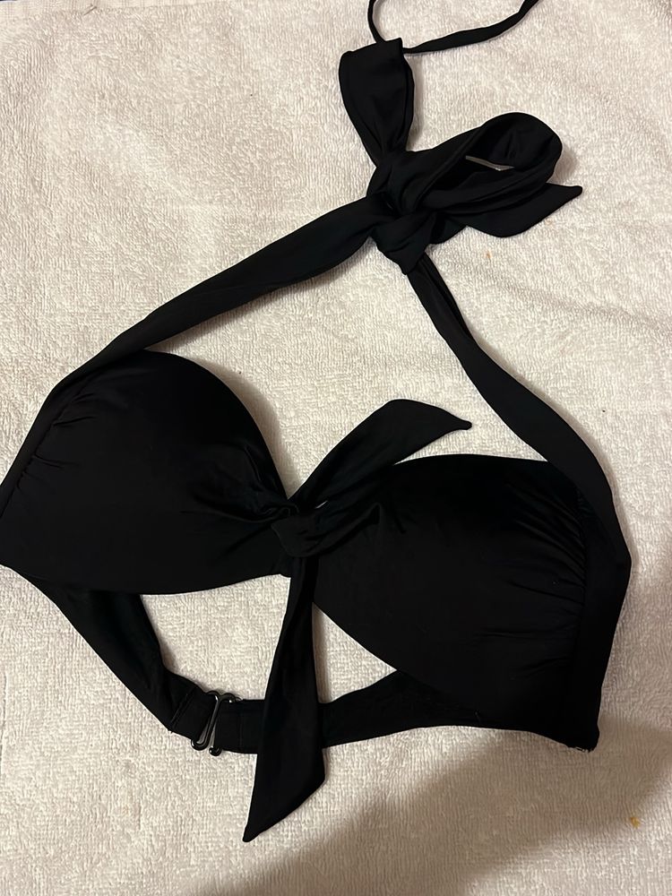 Hottest Black Hnm Bra Best And Cute 👍🏻👍🏻