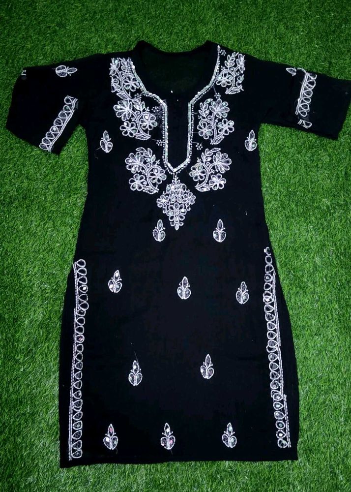 M Size Unused Chickenkari Kurti...