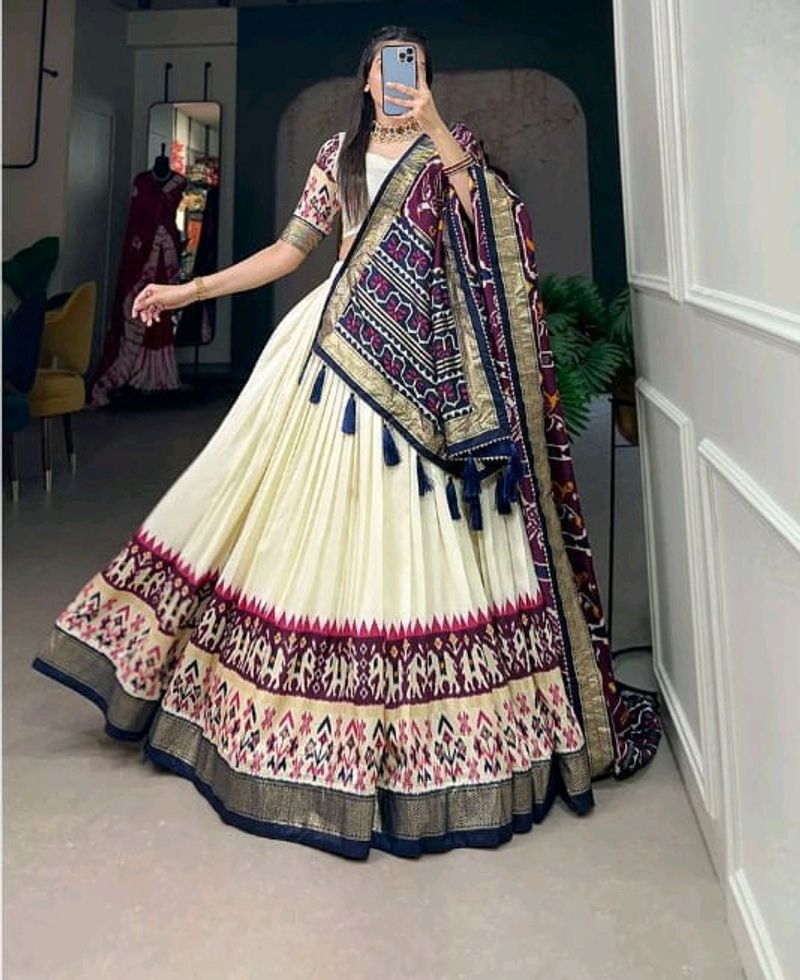 Lehnga Choli For Durga Puja