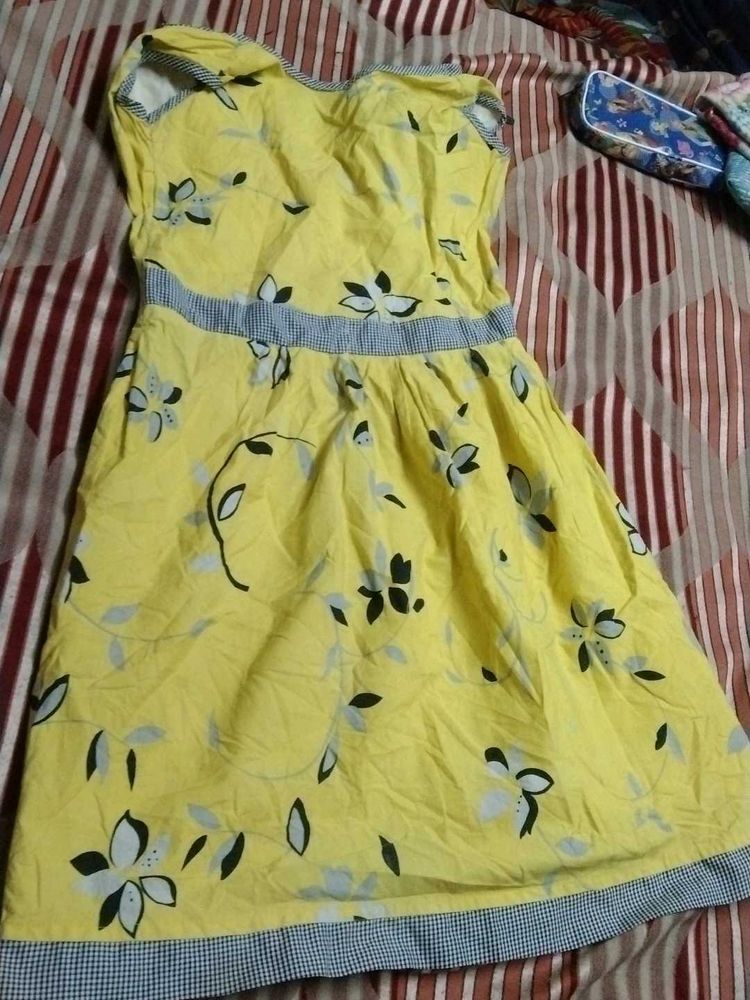 We're Selling A Flared Dress For 11yrs Old girls