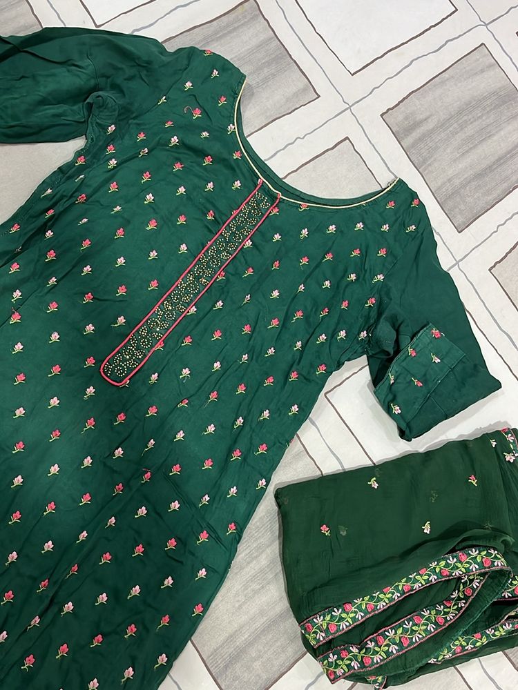 Green Kurta With Dupatta