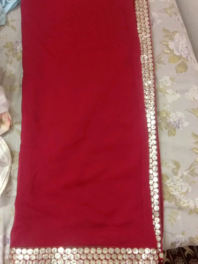 Maroon Colour Saree Golden Chamki Border