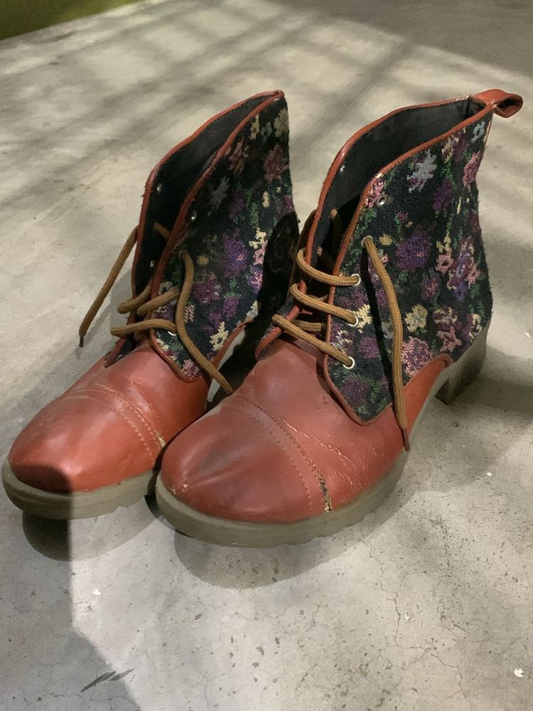 Boots(used)