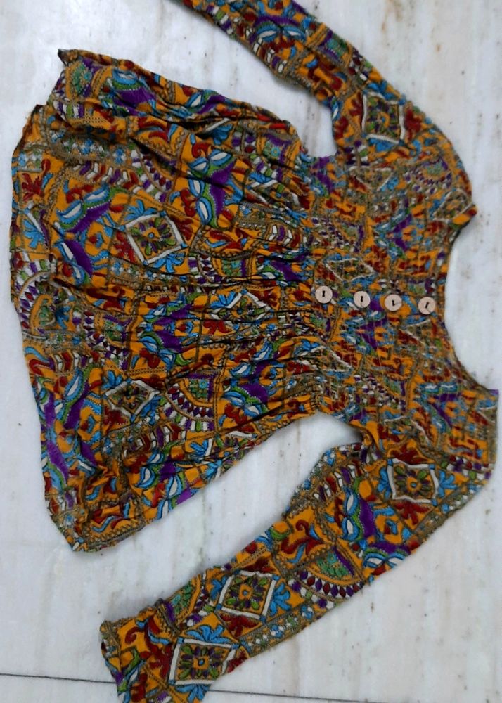 Bolo Look Multi Color Gujrati Top