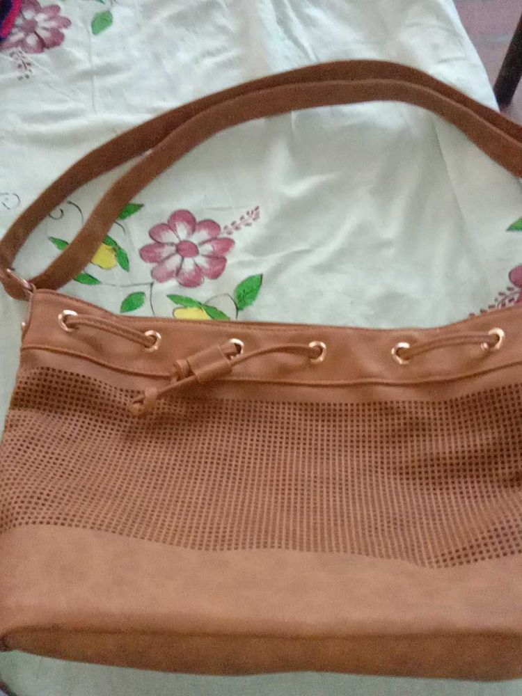 like new ladies purse