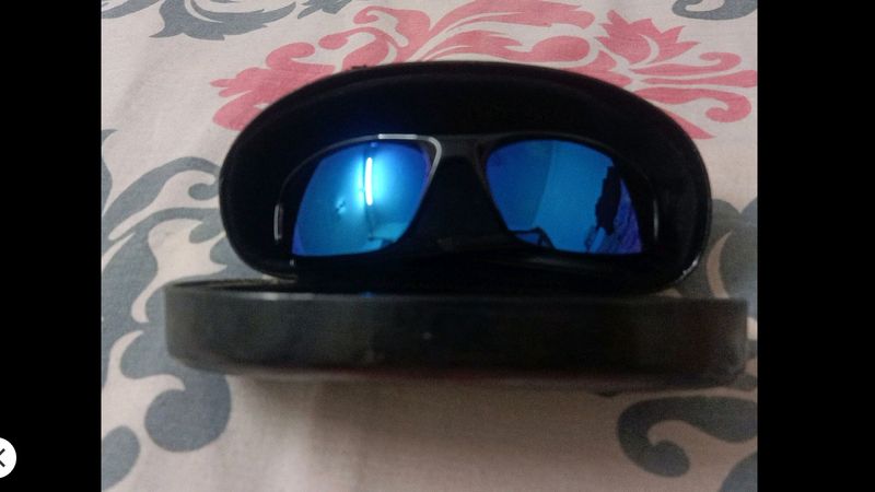 Mens Stylish Blue Sungasses