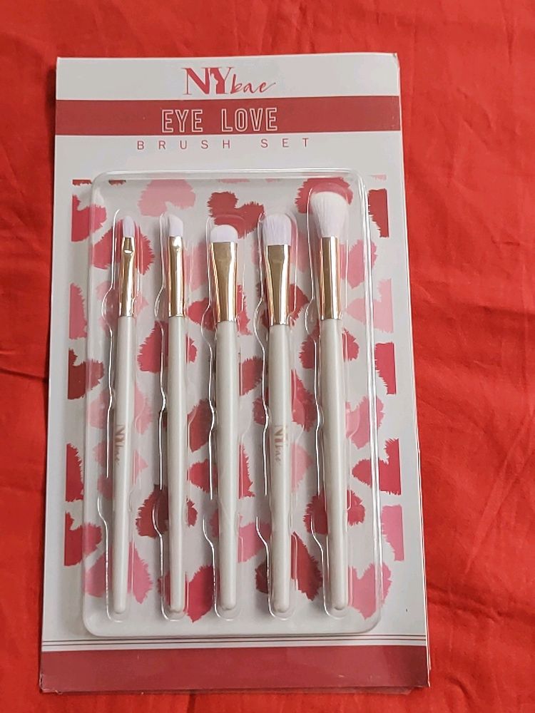 NYBae Eye Love Brush Set