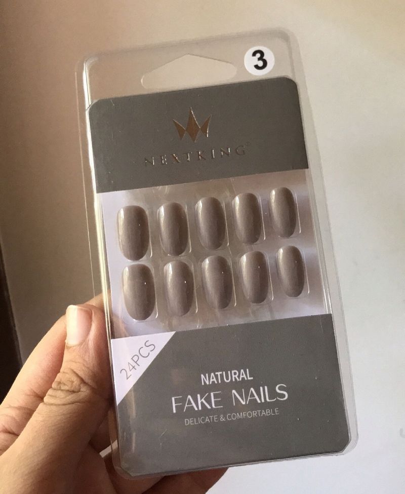 24 Pcs Nude Shade Acrylic Nail Set