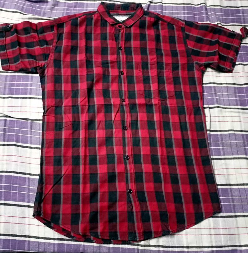 Half sleeve xl size red checks single used