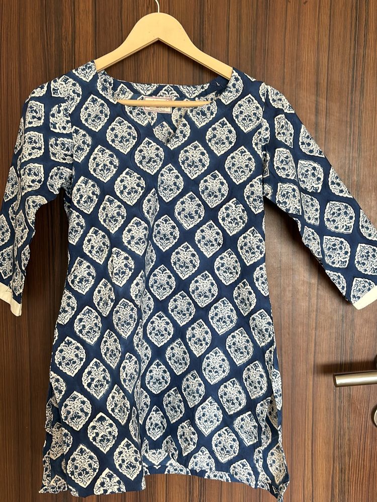 Handblock Printed Blue Short Kurti