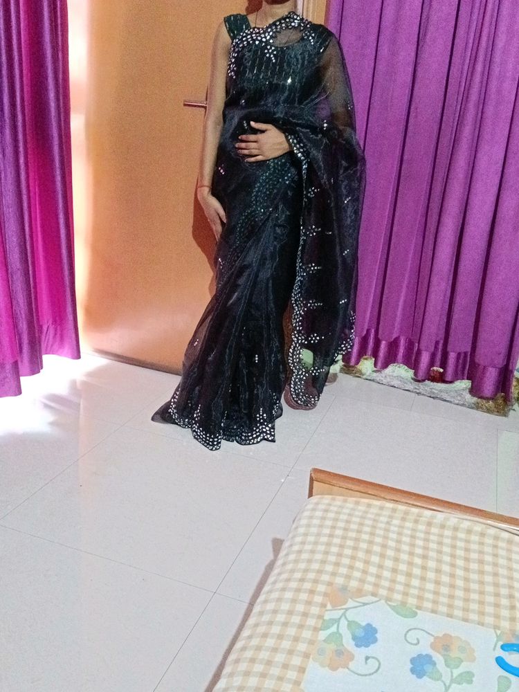 I Am Selling Orgenja Mirror Work Saree