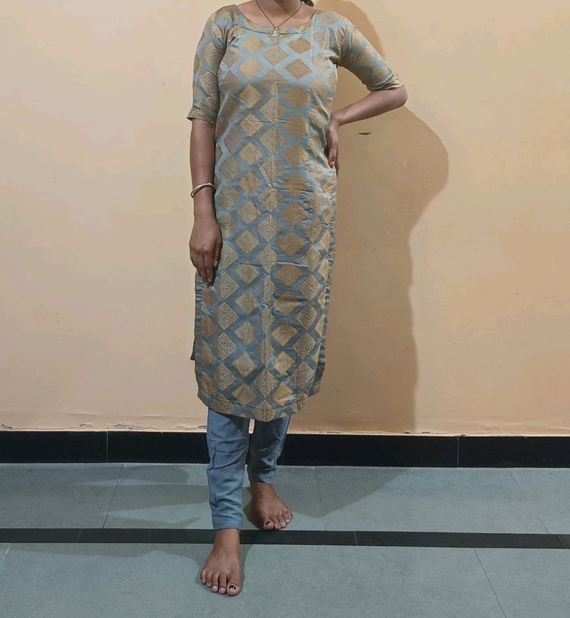 Banarsi Kurta Pajama Set