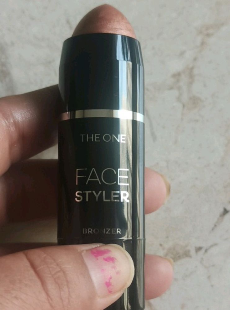 Four In One Face Styler Bronzer