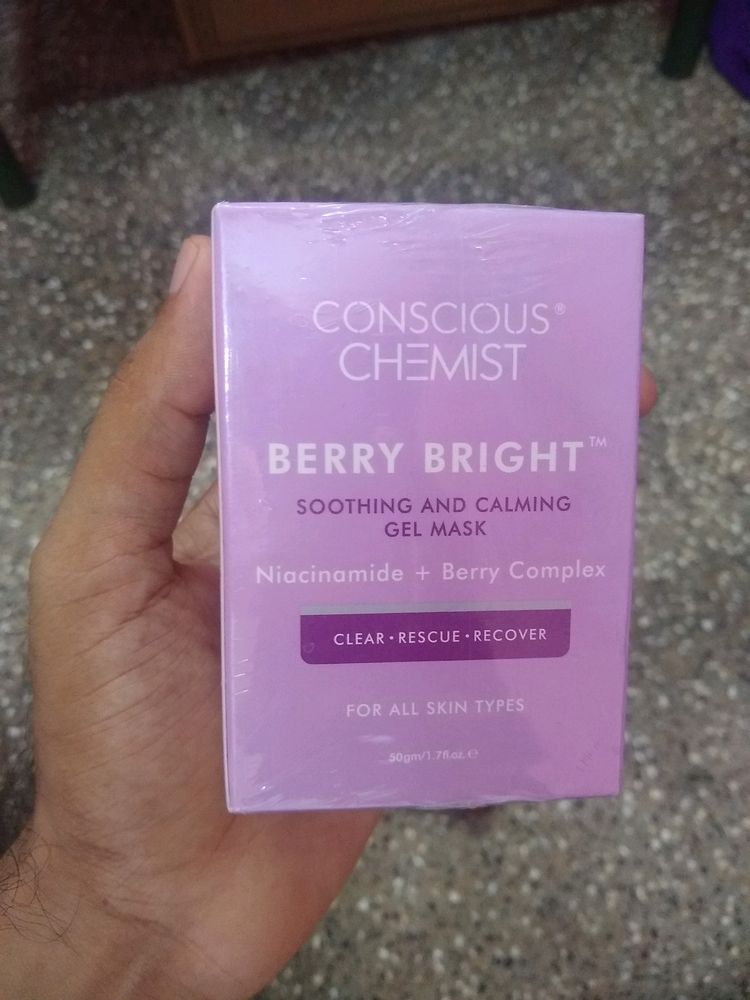 Conscious Chemist Berry Brightening Mask