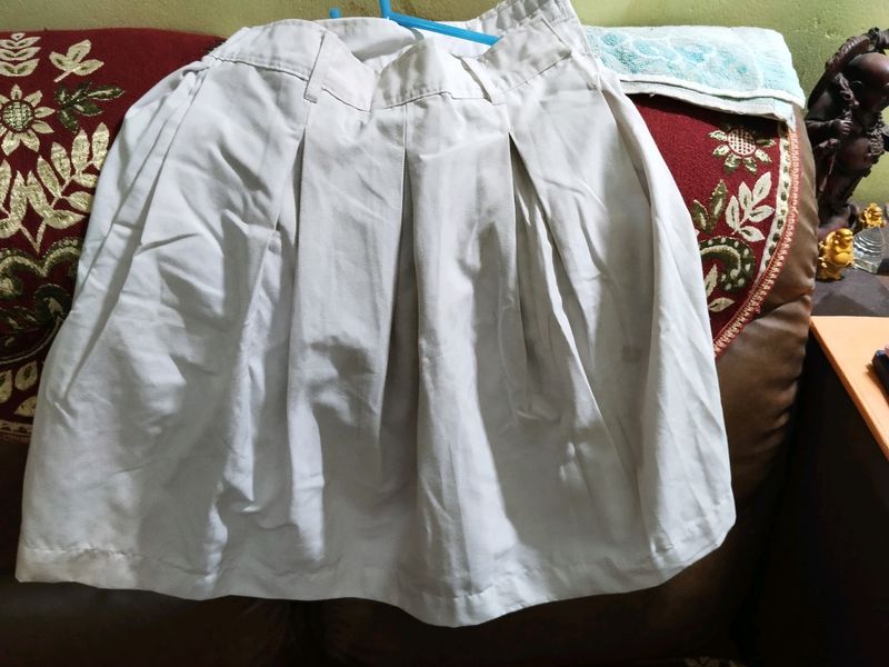 White School Uniform Skirt For 11-12 Year Girl