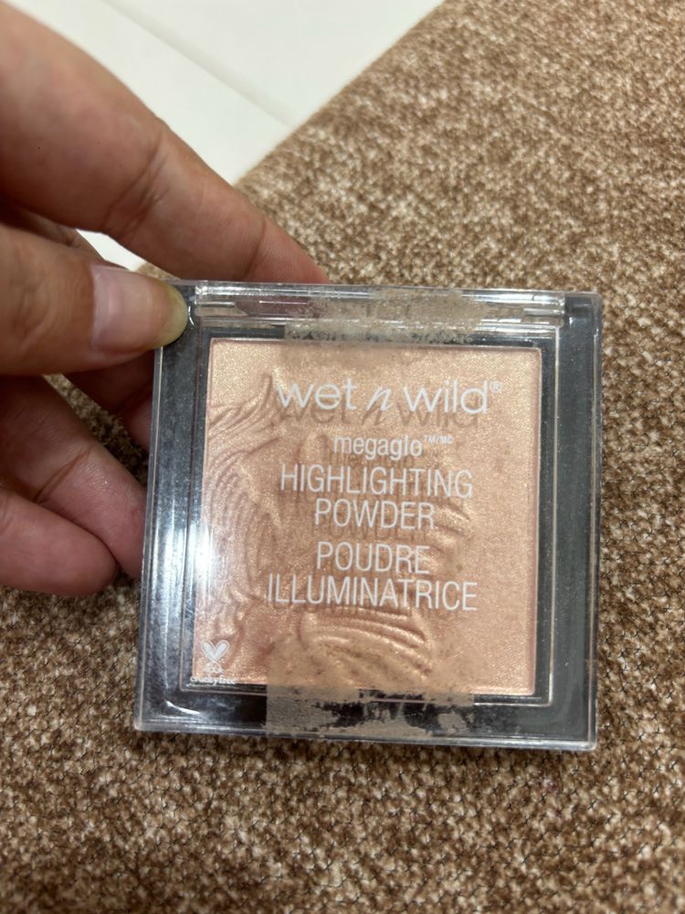 Wet N Wild Highlighter