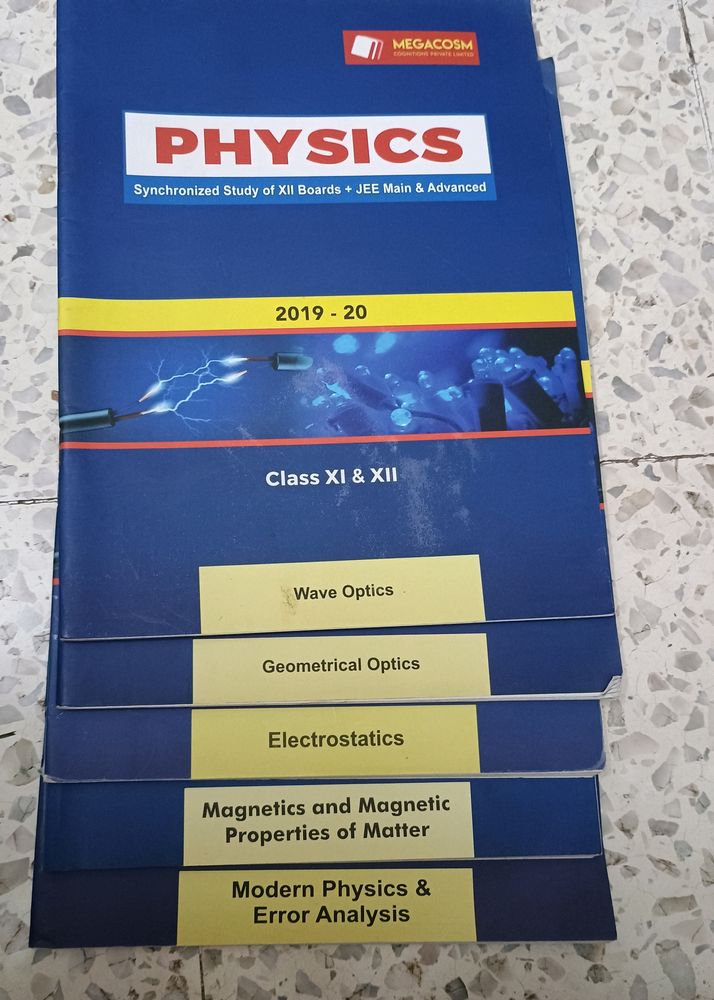 Physics JEE Mains & Advanced - Set Of 5 Books