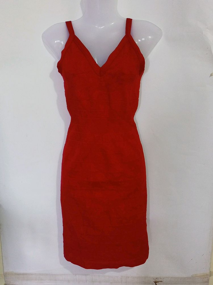 RED BODYCON DRESS