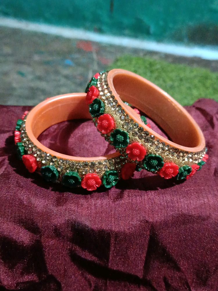 Beautiful Red Green Bangles For Women