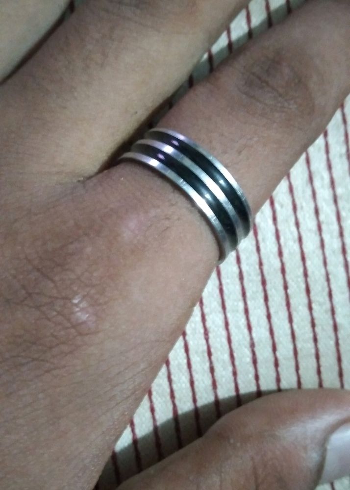 Finger Ring