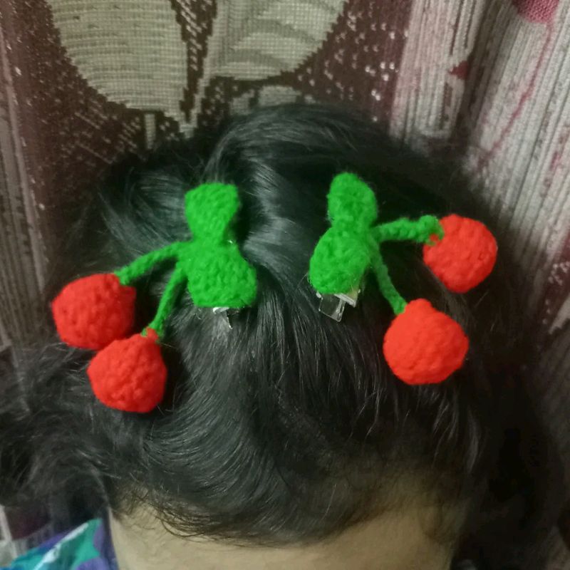 🍒 Hair Clips