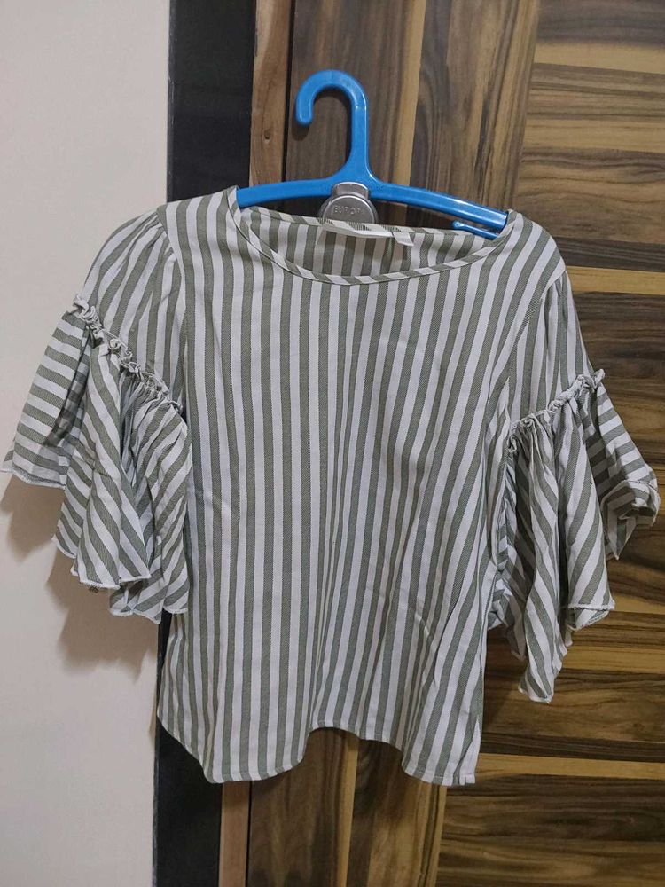 Top With Striped Pattern, Flared Sleeve