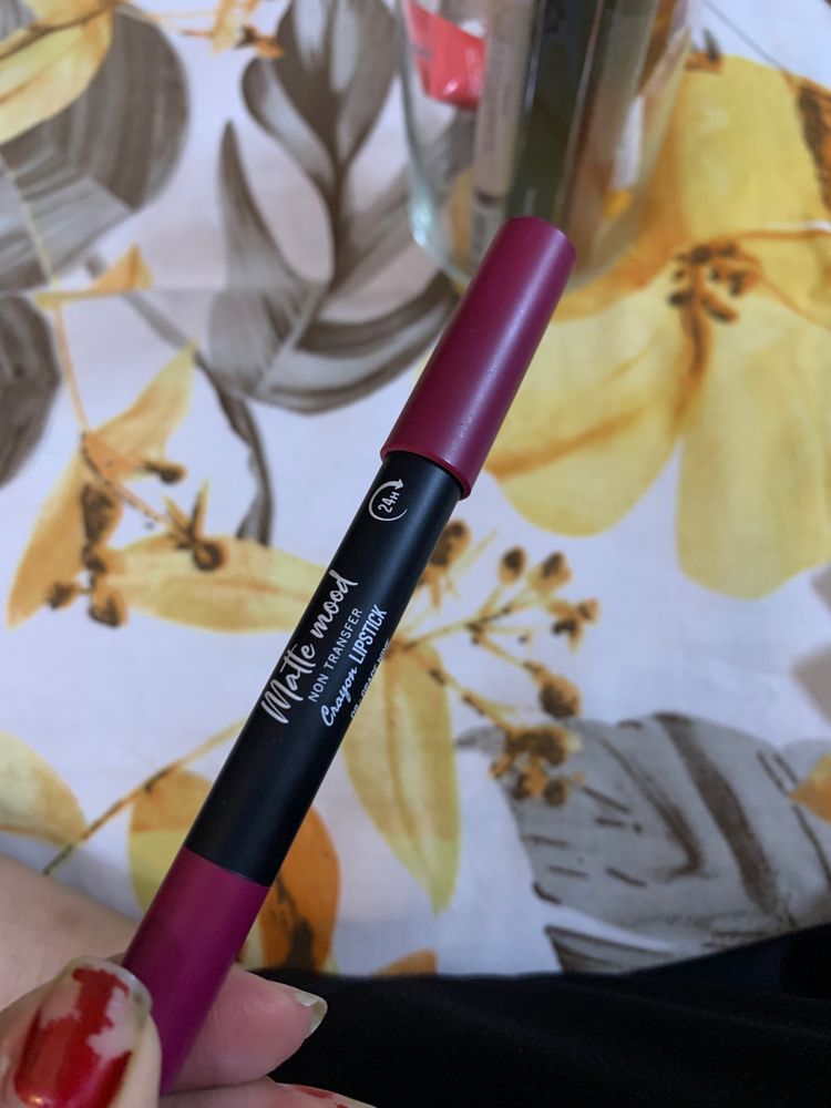 Seven Seas Crayon Lipstick