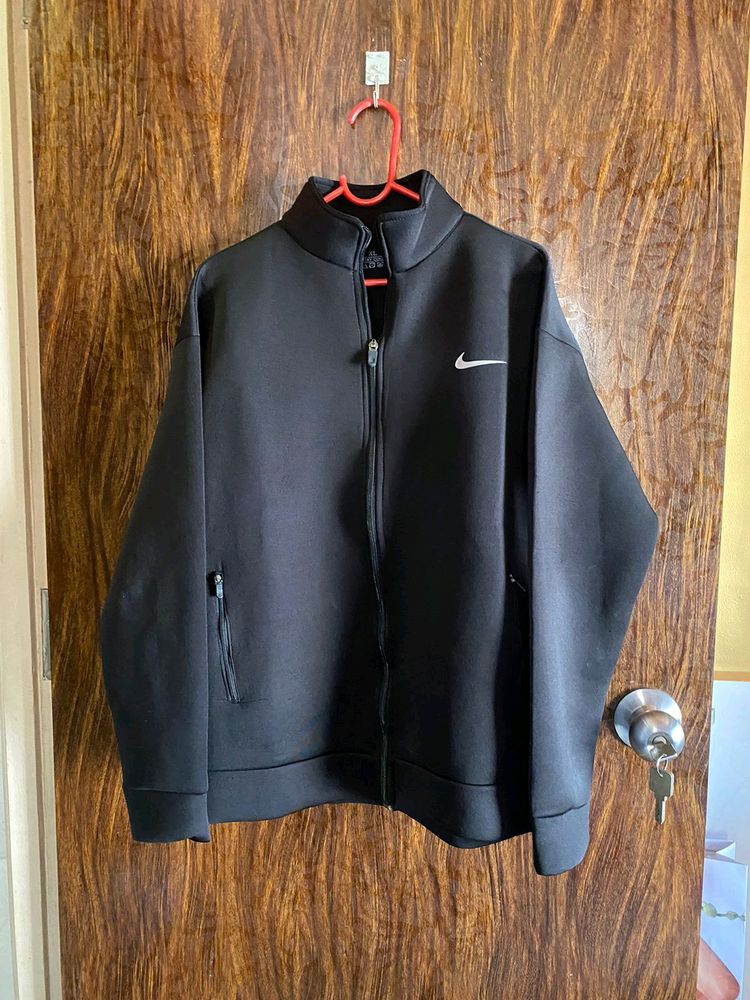 L 42 Nike Jacket For Men