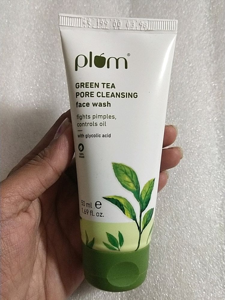 Plum Green Tea Face Wash