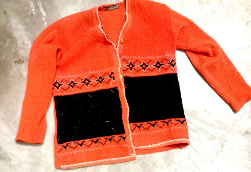 Orenge Woolen Sweter.