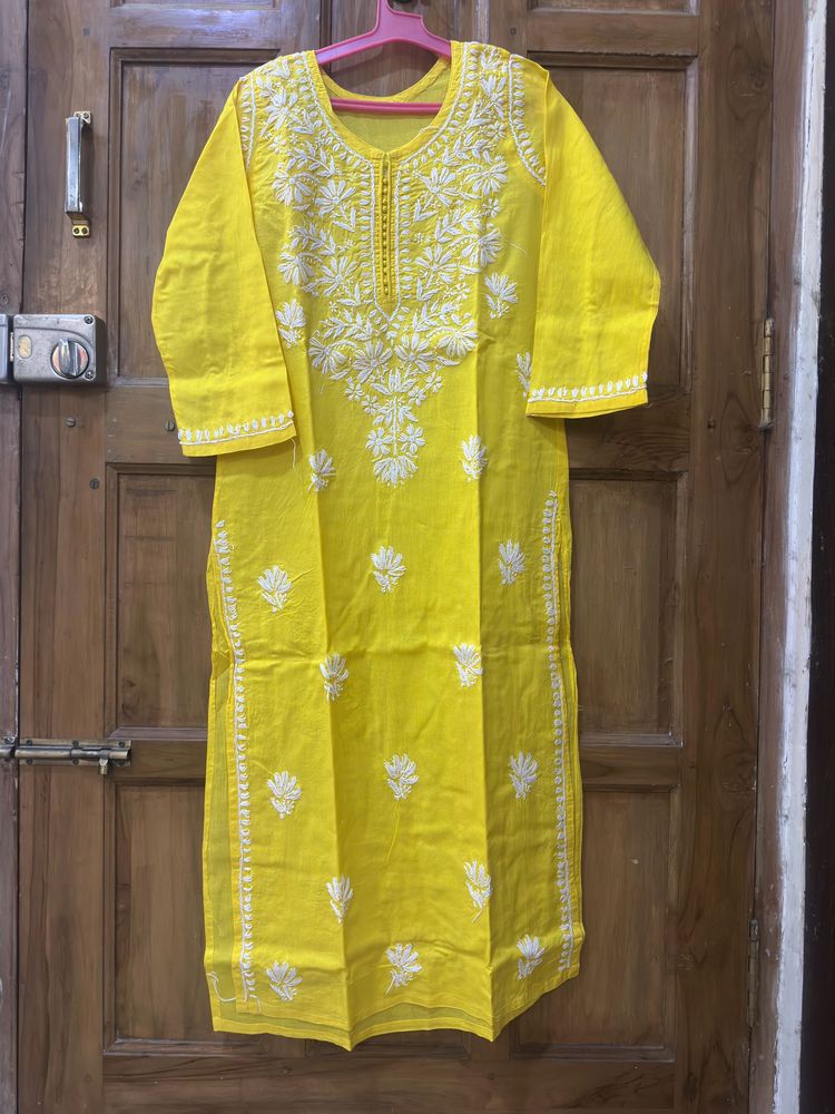 Chikankari kurta & Freebie💖