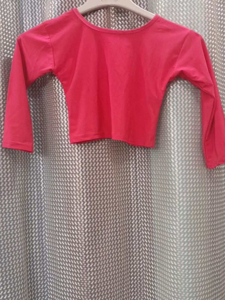 Round Neck Strechable Pink Crop-top/blouse