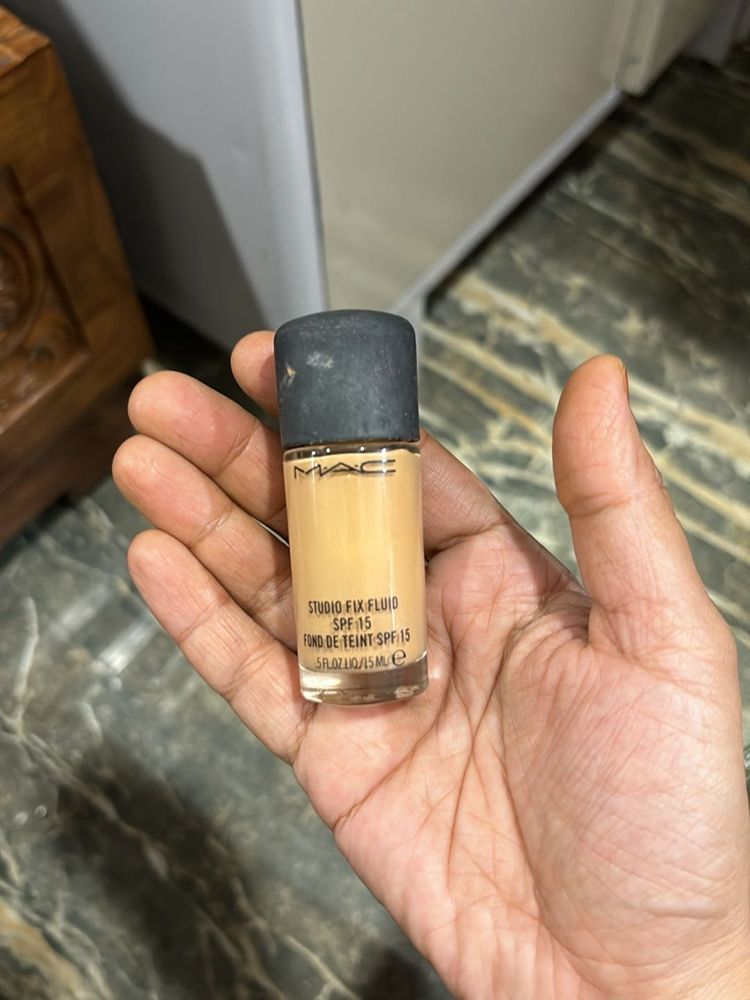 Nc30 Shade Mac Foundation