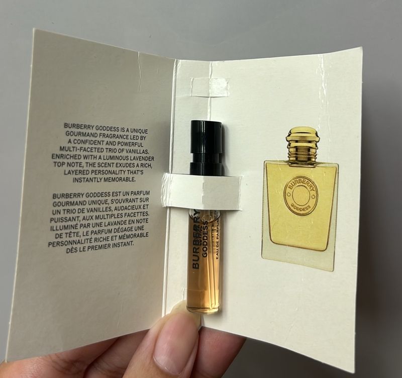 Burberry goddess vial