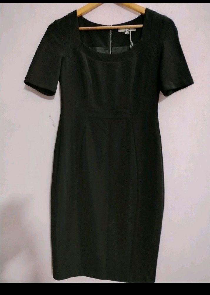 Beautiful Black Dress For Office Wear