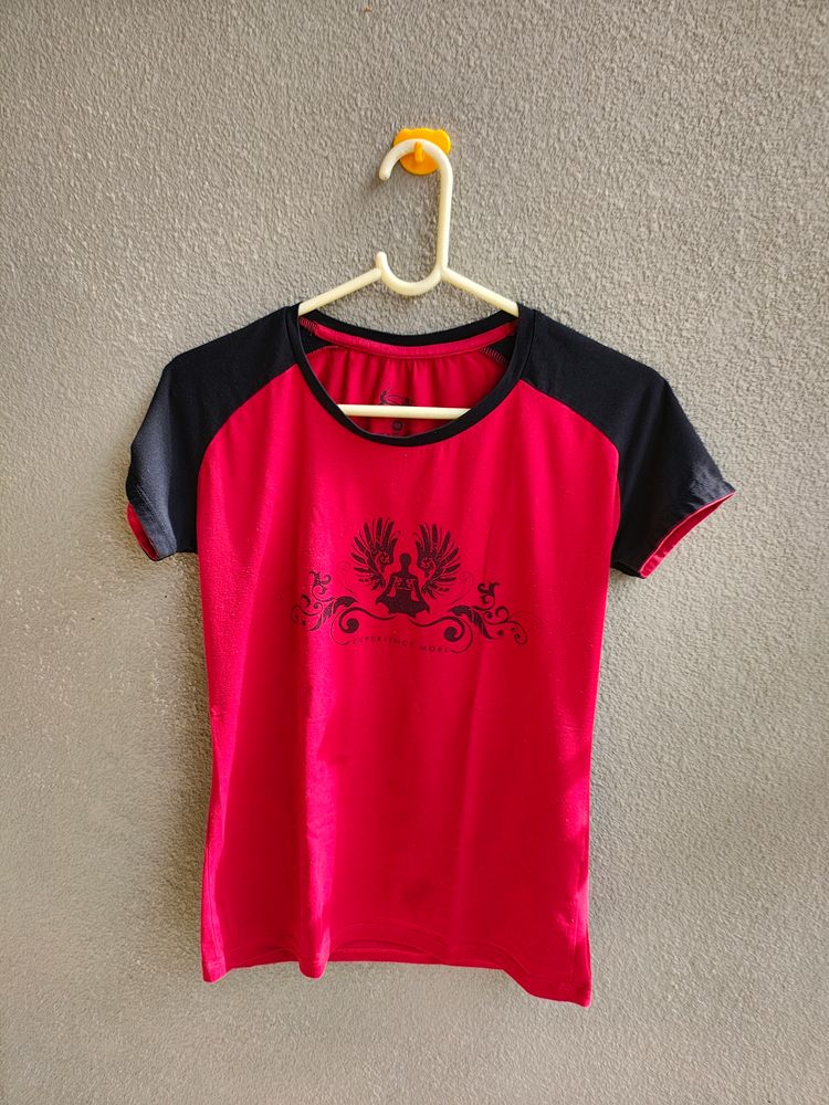 Round neck Red T-shirt