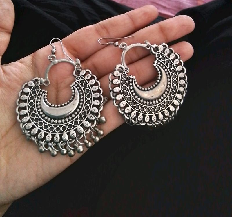 New Combo of 2 Earrings