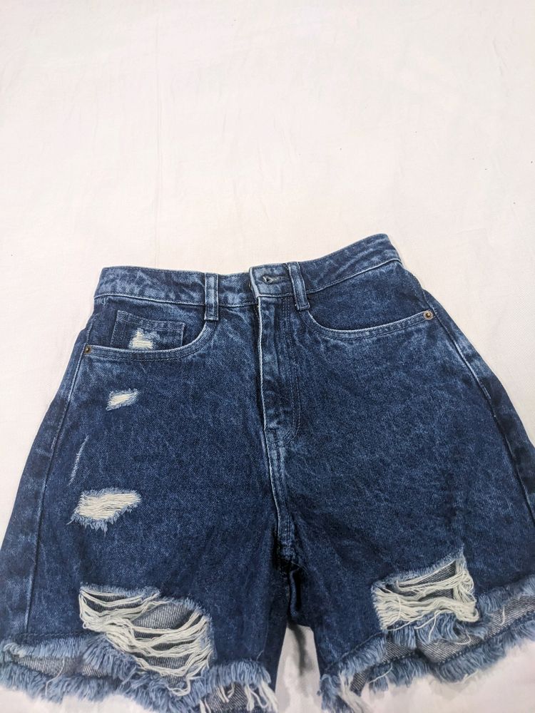 FOREVER 21 GIRLS JEANS SHORTS