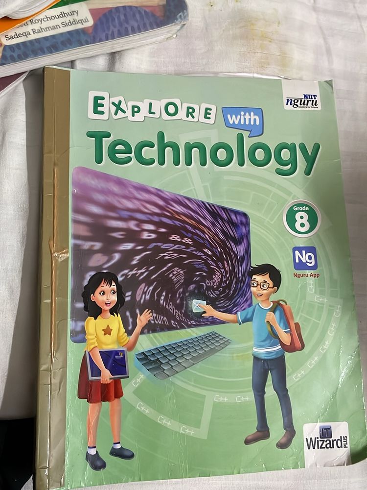 NIIT Nguru Explore With Technology Computer Book