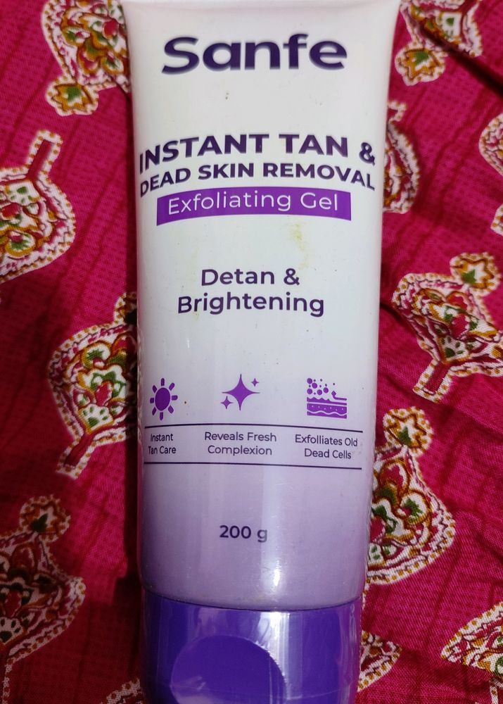 Instant Tan & Dead Skin Removal Exfoliating Gel