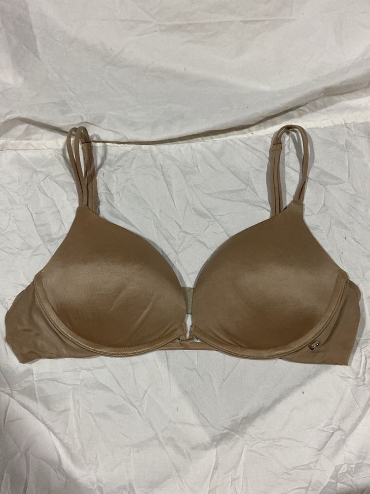 Victoria Secret Satin Soft Bra Size 34B