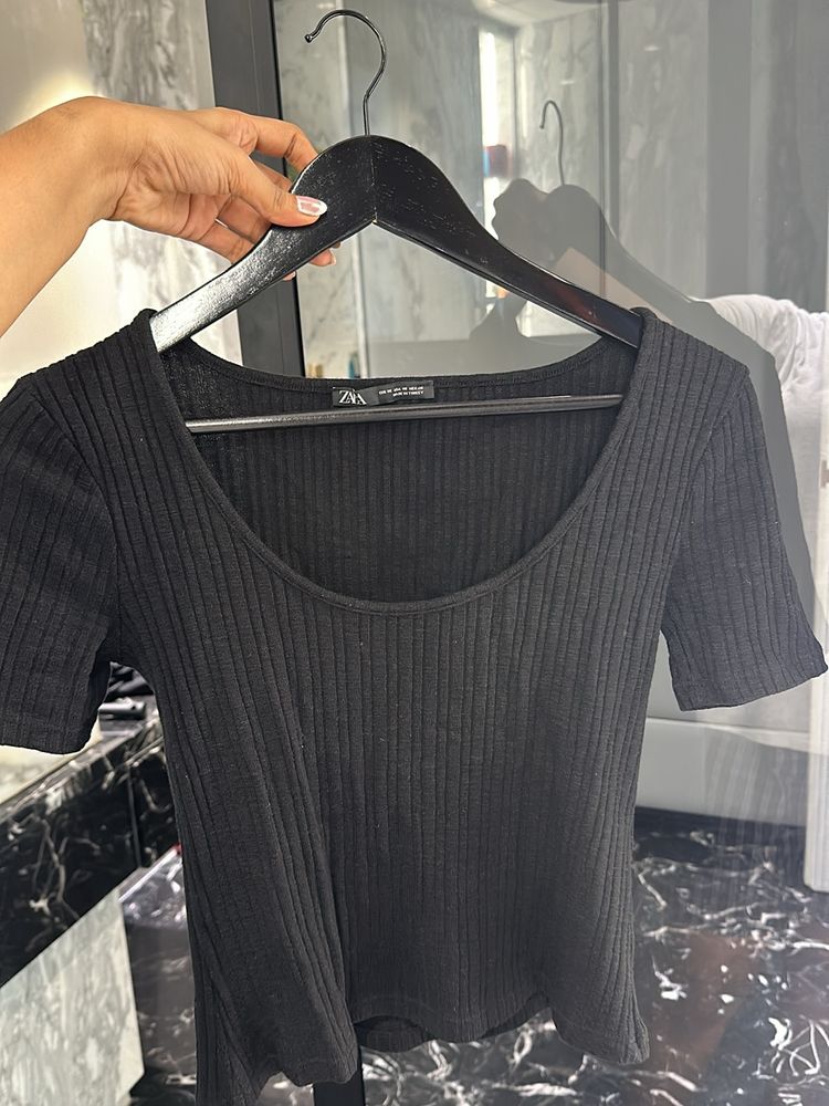 ZARA Ribbed black top