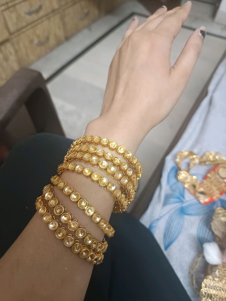 Kundan Gold Graceful Bangles