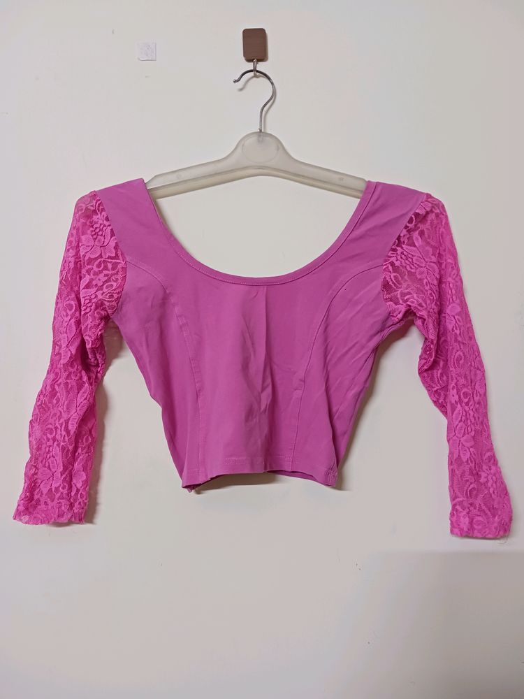 PINK LACE CROP TOP